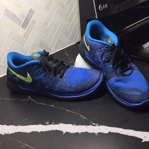 Nike men’s Free 5.0 - Obsidian Volt